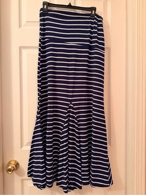 Flowy Navy and White Striped Maxi Skirt, size L
